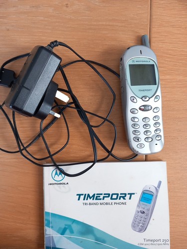 Motorola timeport tri band - motorola,
