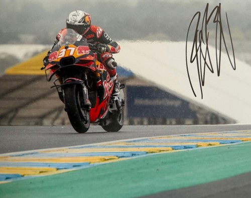 Pedro acosta hand signed 10x8 - signed,