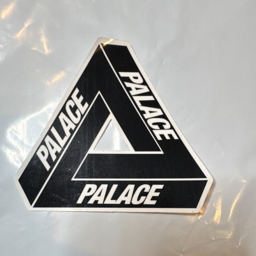 Palace tri ferg logo - ferg, triangle