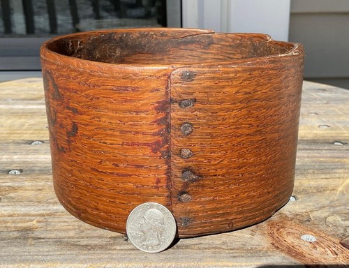 Antique small wood circular - small,