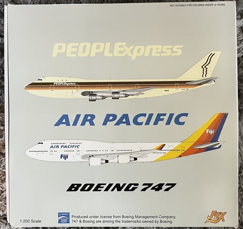 Boeing 747 100 people express - people,