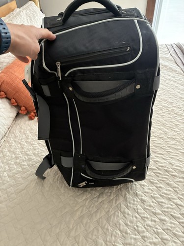 Samsonite rolling duffel - samsonite,
