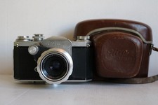 Edixa Reflex Camera Eye Level