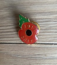 Remembrance Pin Badge WW1 Centenary 1917-2017