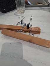 2 wooden clamp hangers