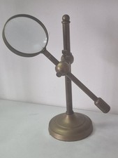 ANTIQUE VINTAGE BRASS ADJUSTABLE DESK TOP MAGNIFYING GLASS ON STAND FELT BASE