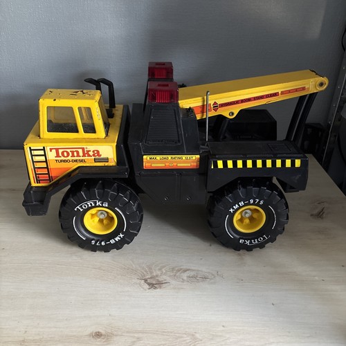 Vintage tonka tow services - tonka,