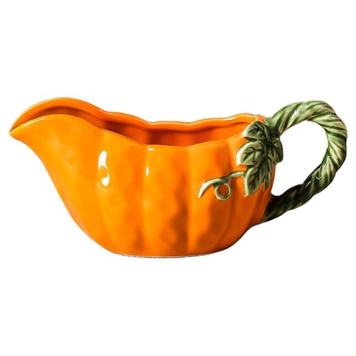 Pumpkin design gravy boat with - boat,