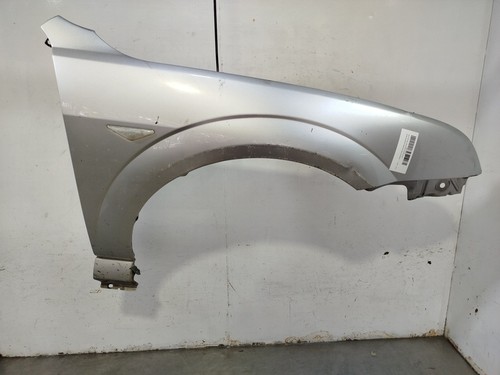 1204738 9575389 front - , wing