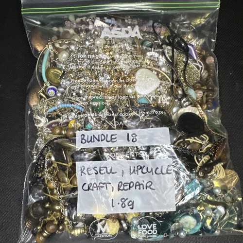 8kg costume jewellery job - 1.8kg,