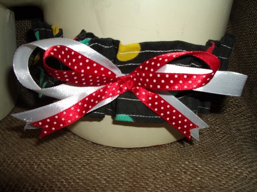 Black red yellow - , polka
