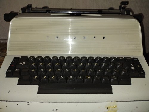 Triumph electric typewriter - electric,