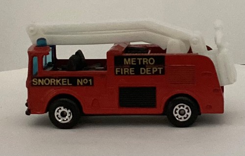 Matchbox snorkel fire engine - matchbox,