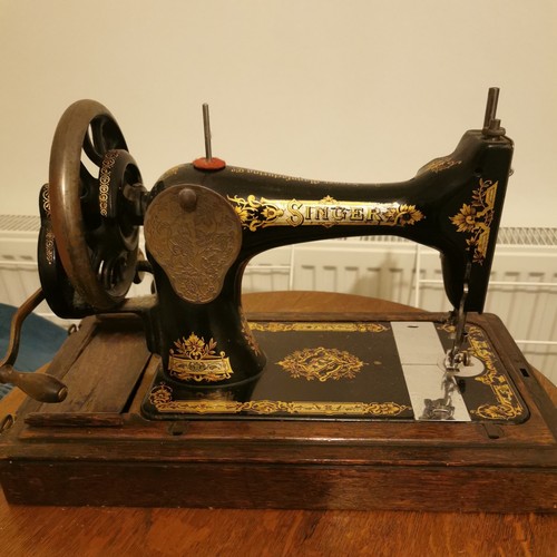 Antique singer 1895 hand crank - antique,
