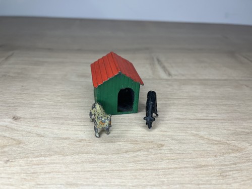 B71 vintage painted lead - b71:,