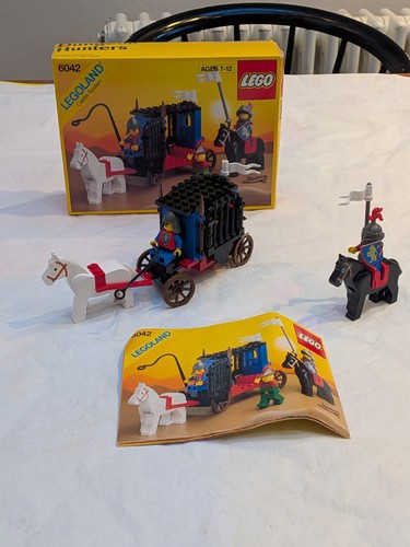 Lego castle 6042 dungeon - lego,