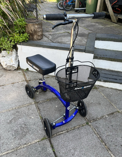 Knee rover walker with - knee,