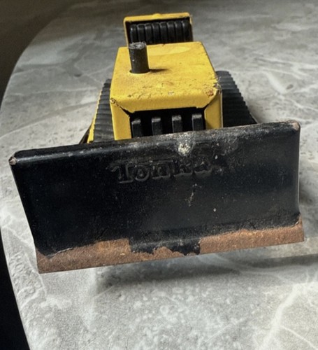 Tonka bulldozer 495 - tonka,