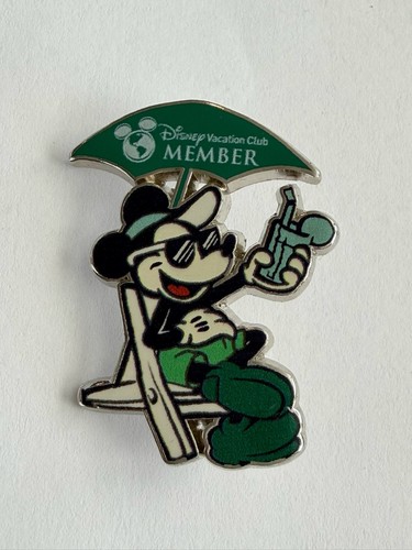 Dvc mickey mouse sitting - dvc,