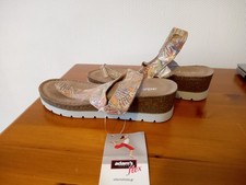 NEW. SIZE 4 UK, EU37 ADAM'S FLEX TOE-POST SHINY  SANDALS. CHARITY SALE