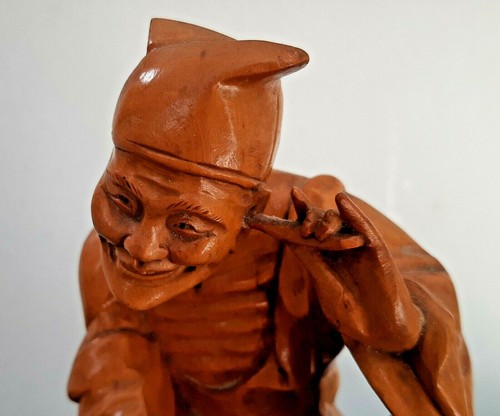 Vintage carved wood figure - 7",