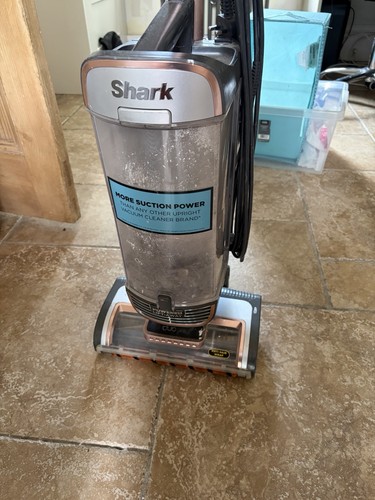 Shark stratos pet pro - shark,