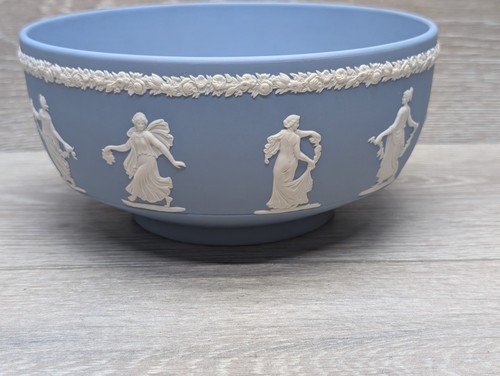 Wedgwood blue jasperware - blue,