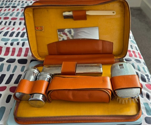Vintage mens grooming kit - kit, in