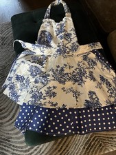 Vintage style retro 50’s inspired matching apron & oven glove set by Sunday Girl