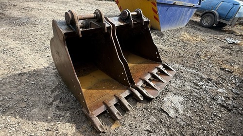 2ft 3ft digging buckets - 2ft, &