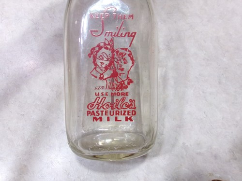 Vintg hoile dairy quart - *,
