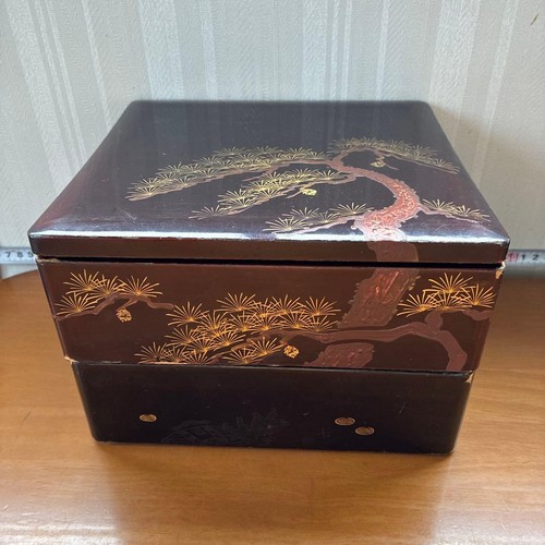 Showa retro lacquered jubako - showa,