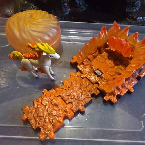 Pokemon ponyta figure jakks - pokemon, 3"