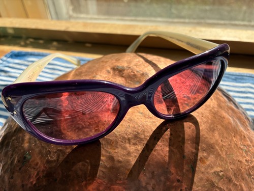 Vtg oliver goldsmith - vtg,