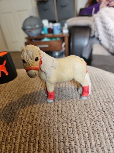 Horse ornament beige figurine - horse,