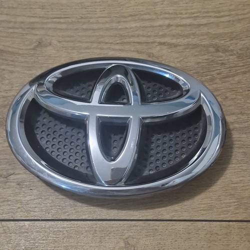 Genuine toyota auris 2012 - genuine,