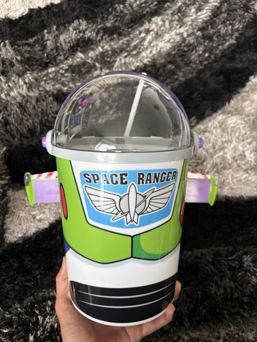Buzz lightyear rocket ship - buzz,