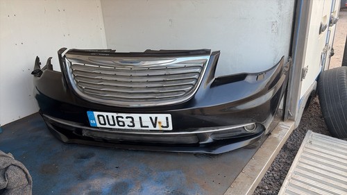 Chrysler grand voyager front - chrysler,