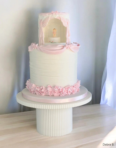 Theatre cake separator - theatre,