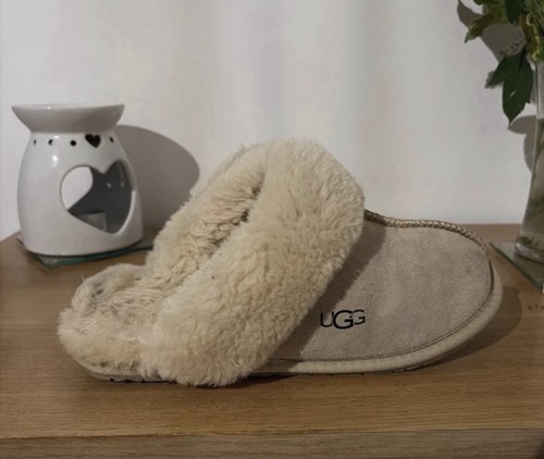 Ugg slippers - ugg,