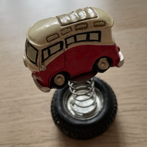 Red cream volkswagen - &,