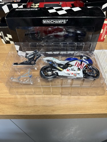 Minichamps yamaha yzr m1 - minichamps, 1:12
