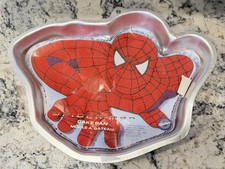 Wilton SPIDERMAN Cake Pan