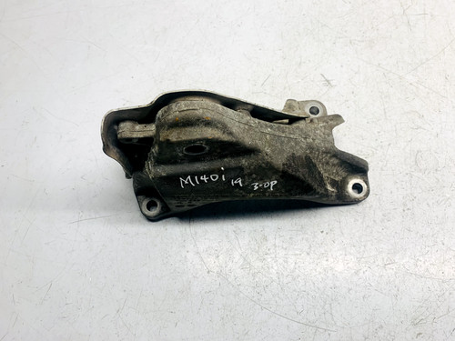Bmw m140i engine - engine, mount
