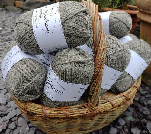 Natural grey beinn - grey, sgiathan