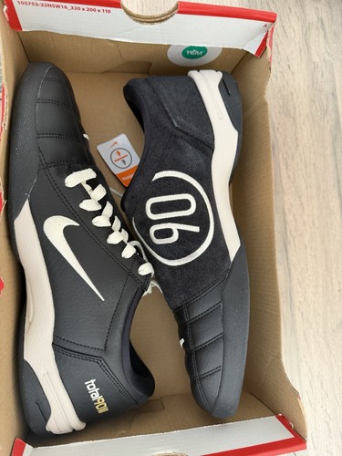 Nike total iii astro - 90, uk