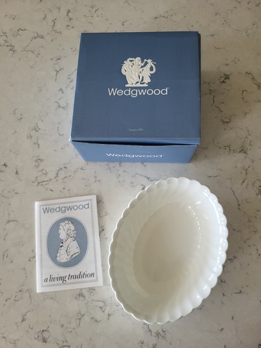Wedgwood candlelight - candlelight, 6"