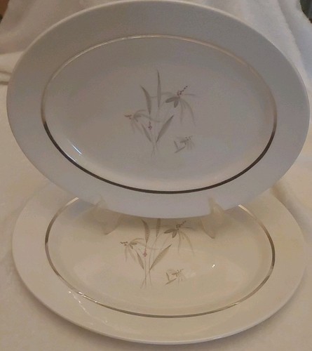 Vintage chinastyle serving - x,