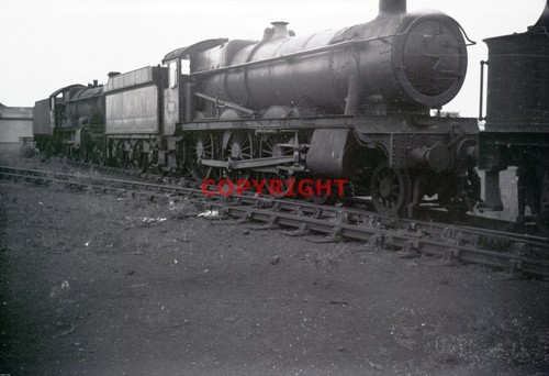 1575 steam railway - b/w,