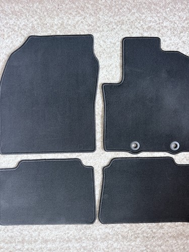 Toyota yaris floor - toyota, matt
